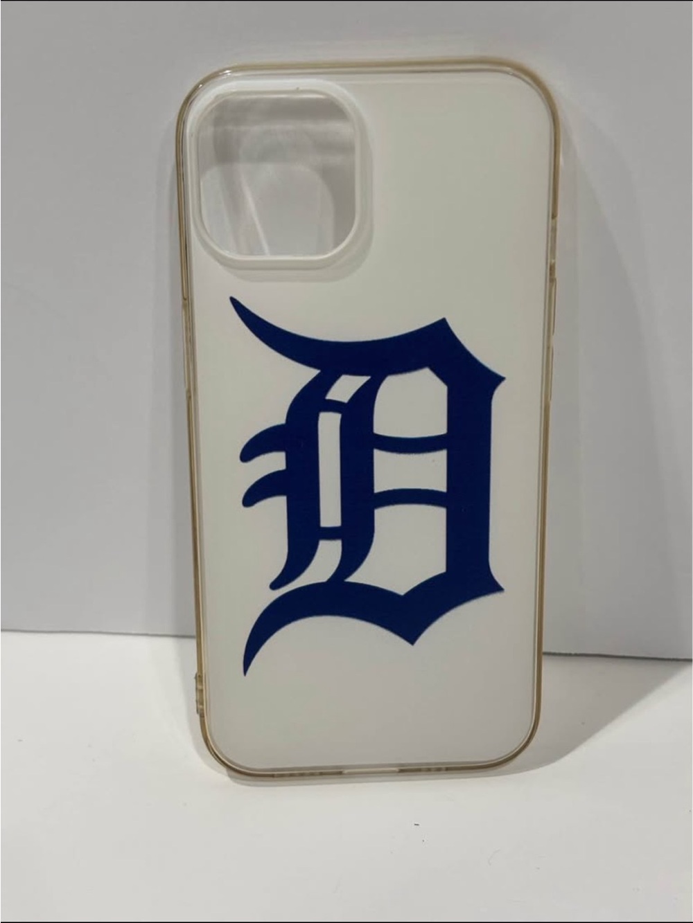 NBL Detroit Tigers Old English D Logo iPhone 15 cellphone case